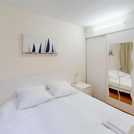 Cozy With Balcony - 5 Min To The شقة نيس